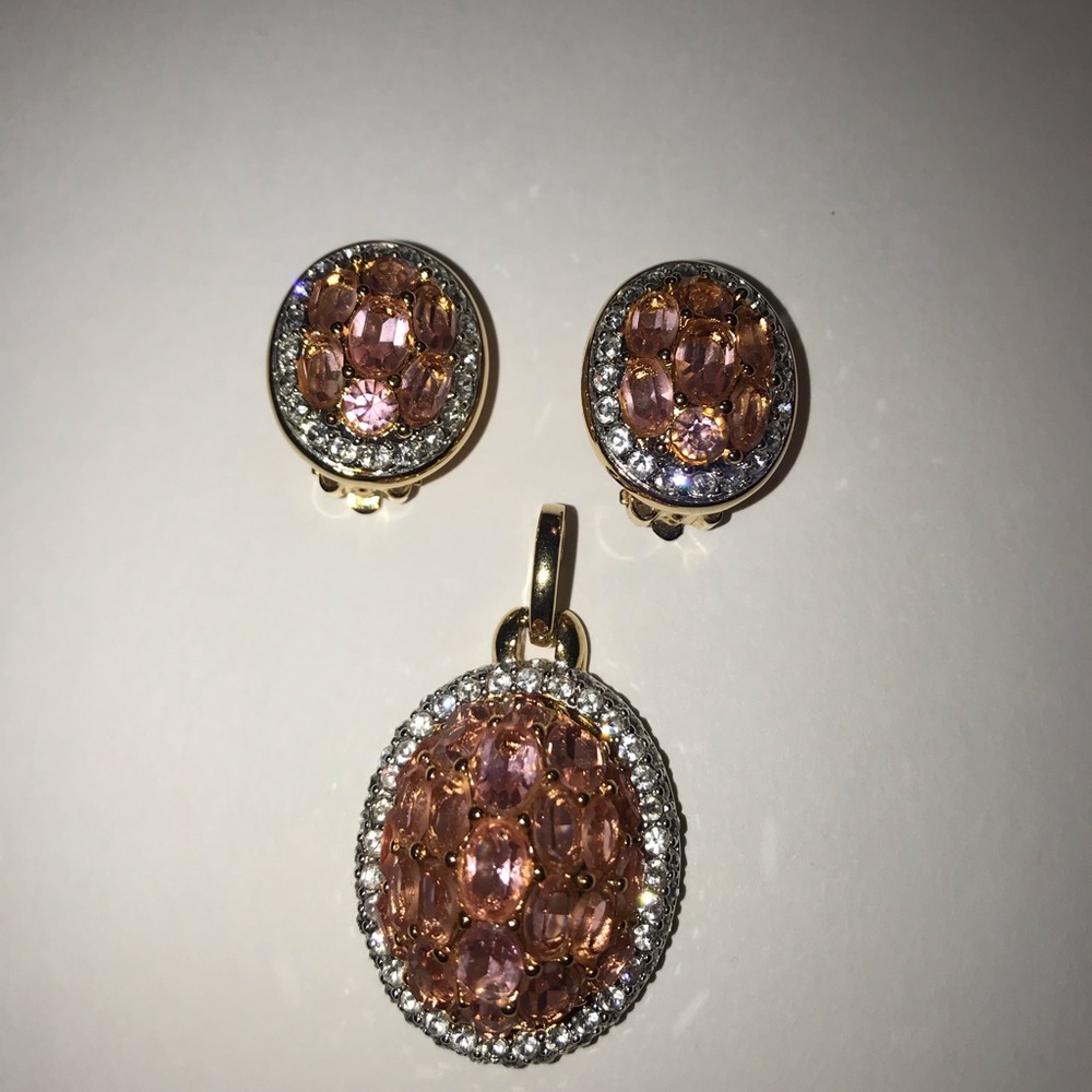 Swarovski pink/pave/crystal Pendant&clip earrings